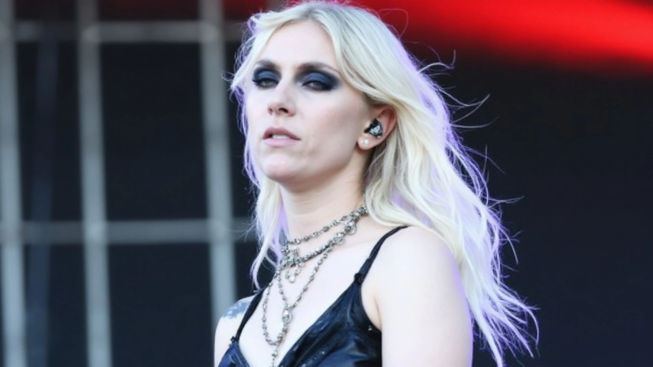 Taylor Momsen says 'Grinch Girl' bullying shadowed her for years after Cindy Lou Who
